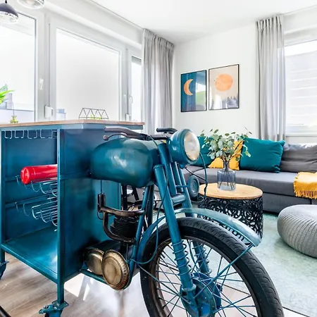 Apartment Stylish Oasis With Ac And Parking