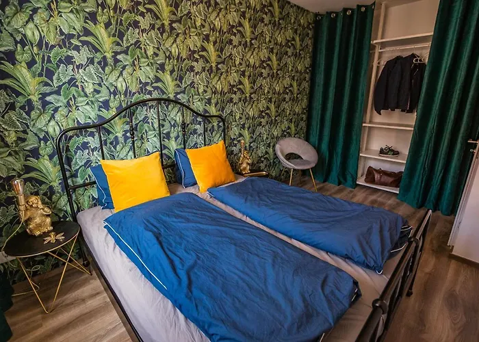 Stylish Oasis With Ac And Parking