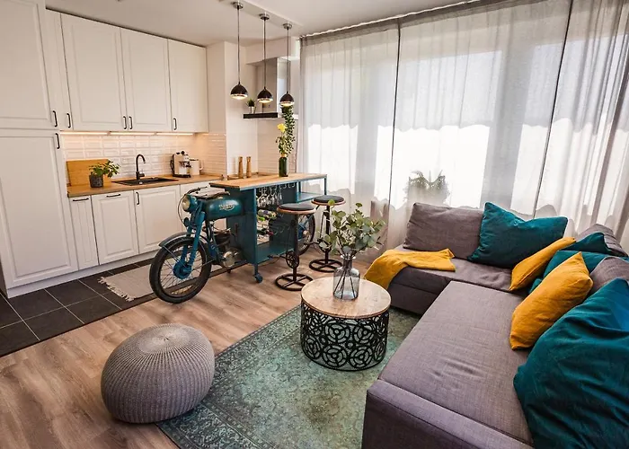 Stylish Oasis With Ac And Parking