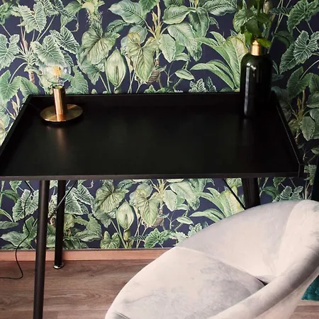 Stylish Oasis With Ac And Parking Appartamento Budapest